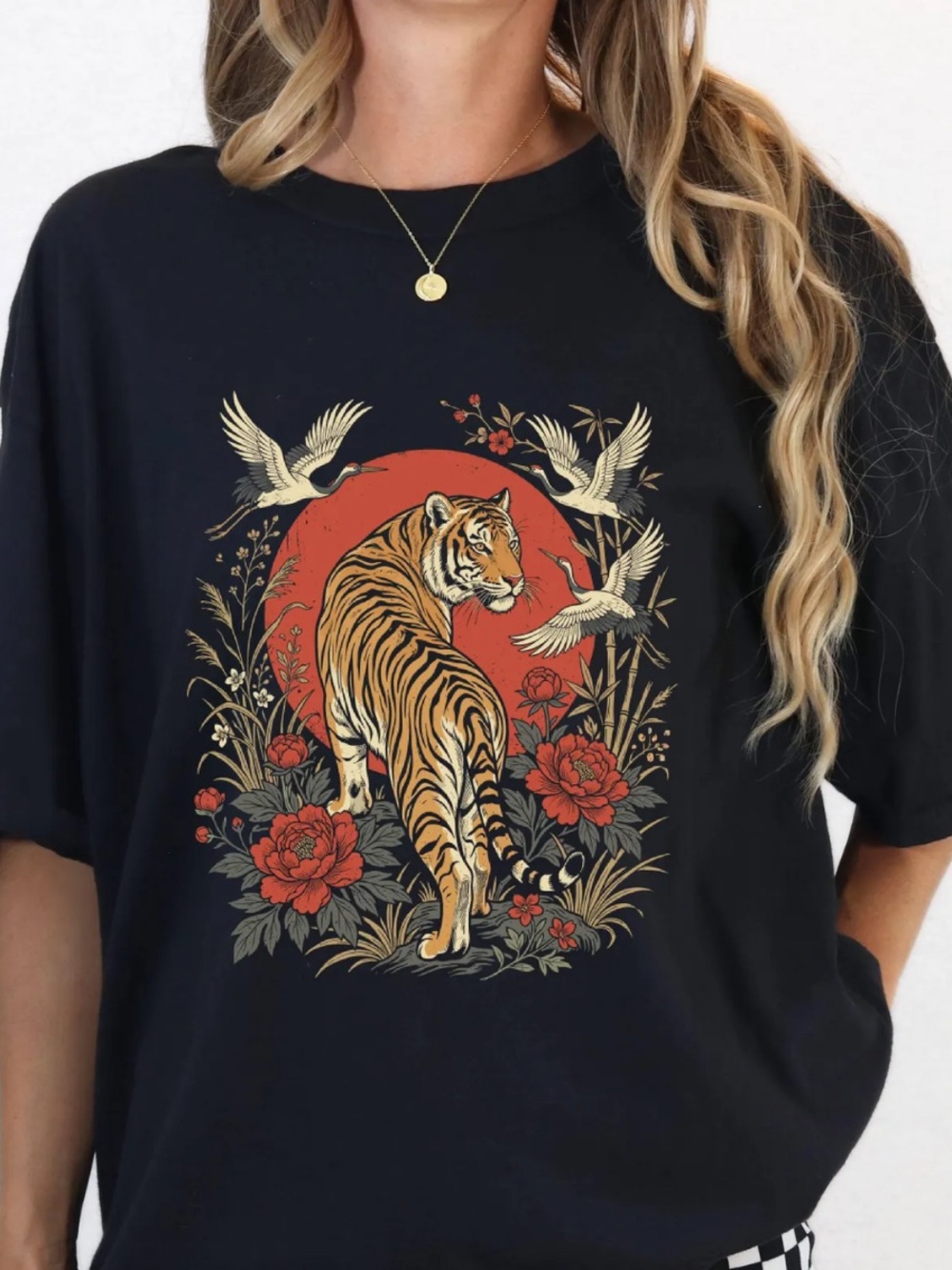 Tiger Motif Graphic Tee - Black